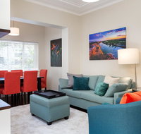 2-Bed Balmain Retreat with Outdoor Patio - Accommodation Gold Coast