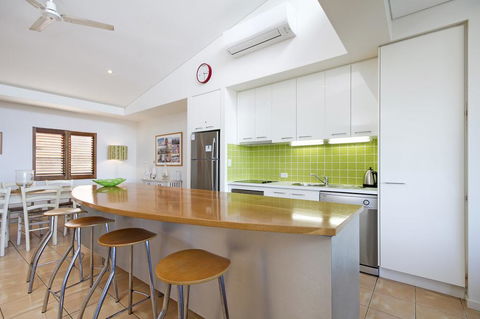 2/22 Stevens - Accommodation Gold Coast 0