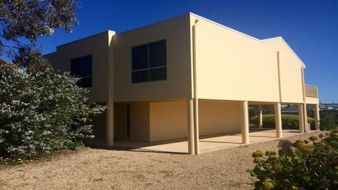 22 Broadbeach Drive - Gold Coast 4U 0