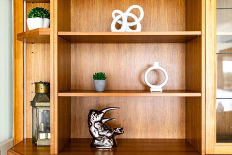 BEST Location! Sleep 7 Pet Friendly Spacious - Accommodation Gold Coast 4