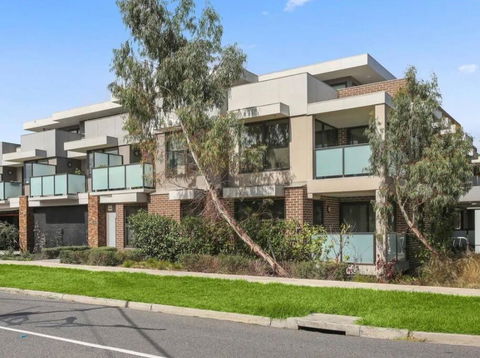 Boutique Heidelberg Heights 2BR Apartment 105 - Accommodation Gold Coast 3