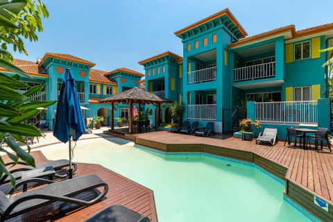CASA PAPAYA Adults Only Apartment - Accommodation Gold Coast 0