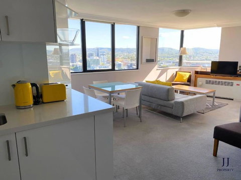 CBD 1 Bed Apt With Riverview - Accommodation Gold Coast 2