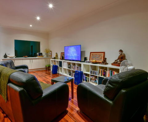 Crossroads Ecomotel - Accommodation Gold Coast 4
