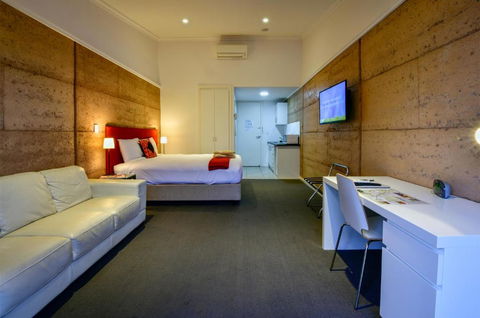 Crossroads Ecomotel - Accommodation Gold Coast 0