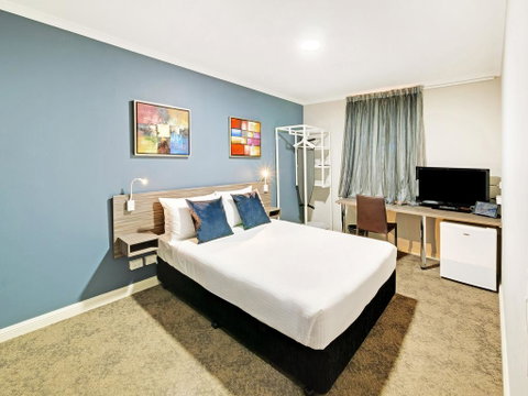 28 Hotel - Accommodation Gold Coast 3
