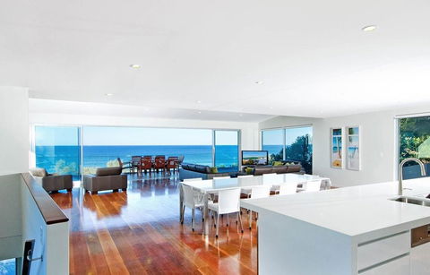 28 Park Crescent - Gold Coast 4U 3