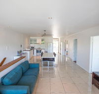 3 Bedroom Apartment // Spence St - Accommodation Gold Coast