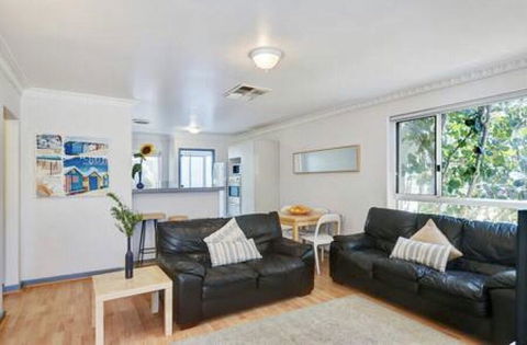 3 Oceans Apartments - Scarborough - Gold Coast 4U 3
