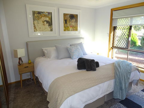 3 Pears On The Park McLaren Vale - Accommodation Gold Coast 0