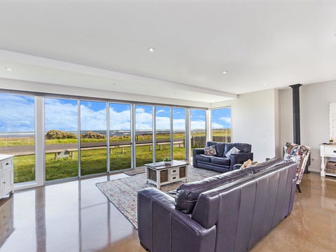 38 OCEANE - Gold Coast 4U 0