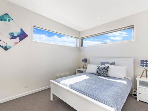 38 OCEANE - Gold Coast 4U 1