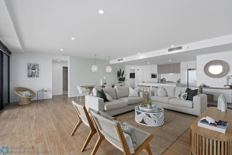 4 Bedroom Sub Penthouse Lvl 60 At Circle On Cavill - Accommodation Gold Coast 1