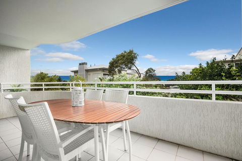 4 Cote D Azur 6 Douglas Street - Accommodation Gold Coast 1