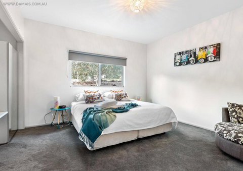 4 King Or 8 Single Beds WiFi, Netflix, Pet Friendly - Accommodation Gold Coast 1
