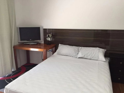 449 - Accommodation Gold Coast 2