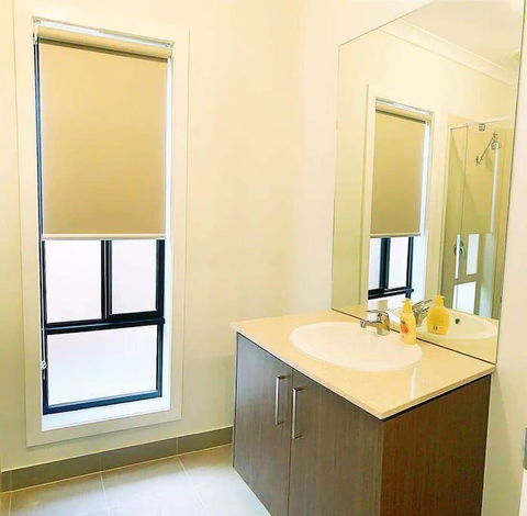 4Bed 2Bath Cozy Guesthouse In Tarneit - Accommodation Gold Coast 2