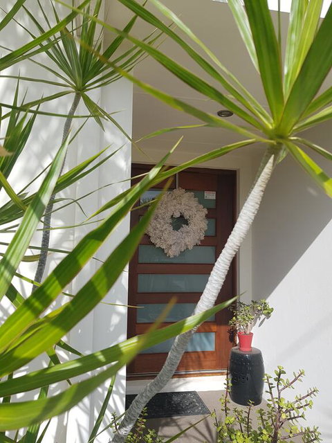5 Bedroom Luxury Villa - Hope Island - Accommodation Gold Coast 3