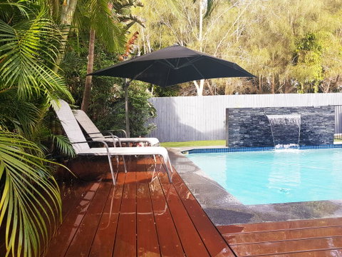 5 Bedroom Luxury Villa - Hope Island - Accommodation Gold Coast 2