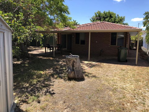 5A Glenelg Street - Gold Coast 4U 3
