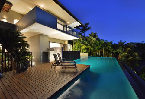 61 Murphy Street - Luxury Holiday Home - Accommodation Gold Coast 2