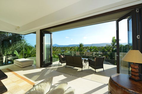 61 Murphy Street - Luxury Holiday Home - Accommodation Gold Coast 0