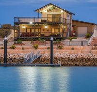 64 Madaffari Drive - PRIVATE JETTY - Gold Coast 4U