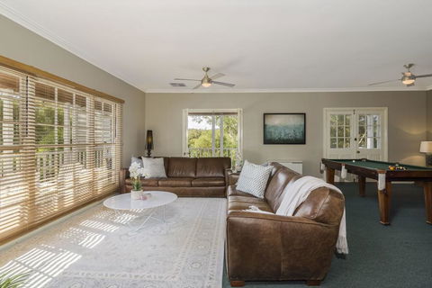 65 Main Guesthouse - Gold Coast 4U 2