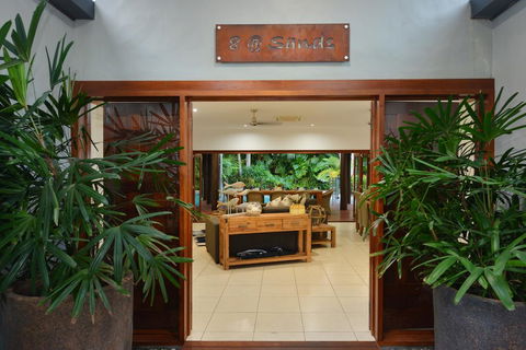 8 @ Sands - Accommodation Gold Coast 2