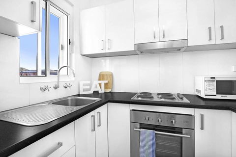 9 South Pacific 2 Bedrooms - Accommodation Gold Coast 1