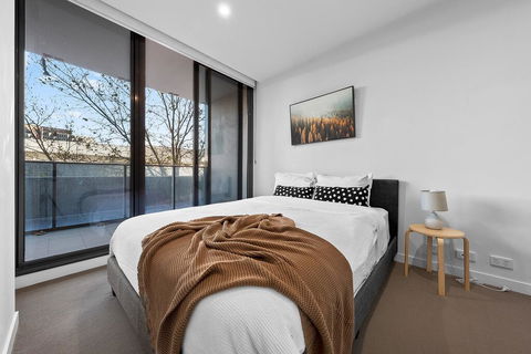 A Bright & Airy CBD Apt Next To Southern Cross - Accommodation Gold Coast 1