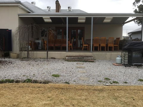 A Homestead On Market - Gold Coast 4U 2