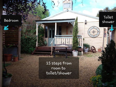 A La Folly - Accommodation Gold Coast 1