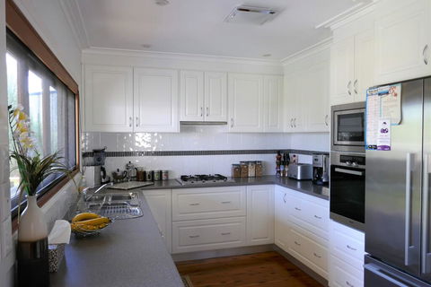 A Market Place Mudgee - Gold Coast 4U 1