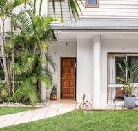 A PERFECT STAY - Baby Blue - Gold Coast 4U