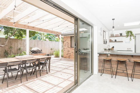 A PERFECT STAY - Sea Salt - Gold Coast 4U 1