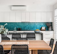 A PERFECT STAY - Shore Beats Work - Gold Coast 4U