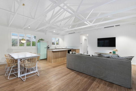 A PERFECT STAY - Sunset Beach - Summer Breeze - Gold Coast 4U 0