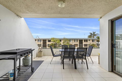 A Sea Mist At The Dunes - Fingal Bay - Gold Coast 4U 2