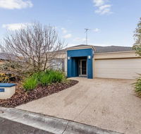 A TOUCH OF CLASS - PET FRIENDLY OUTSIDE ONLY - Accommodation Gold Coast
