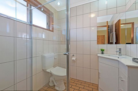 AAt 28 Goldsmith Motel - Accommodation Gold Coast 1