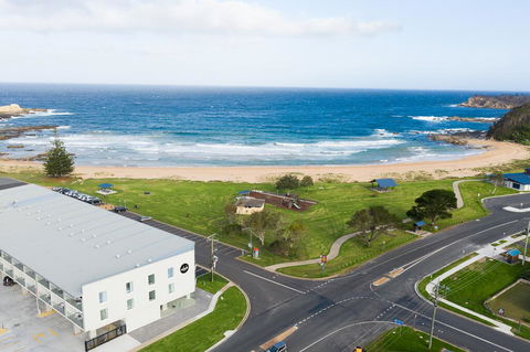 Abode Malua Bay - Accommodation Gold Coast 0