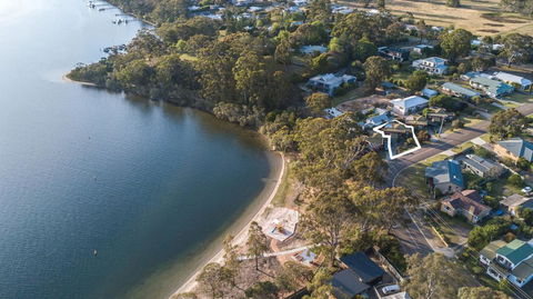 Above Sunset - 100m From The Paynesville Lakes - Accommodation Gold Coast 0