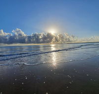 ABSOLUTE BEACH FRONT MACKAY - Comfort Resort Blue Pacific - Gold Coast 4U