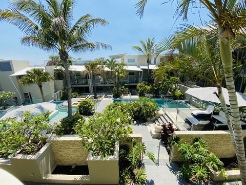 Absolute Beachfront Cabarita Beach - 2 Bed With Pool Views - Gold Coast 4U 0