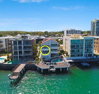 Absolute Waterfront On The Pumicestone Passage - Accommodation Gold Coast