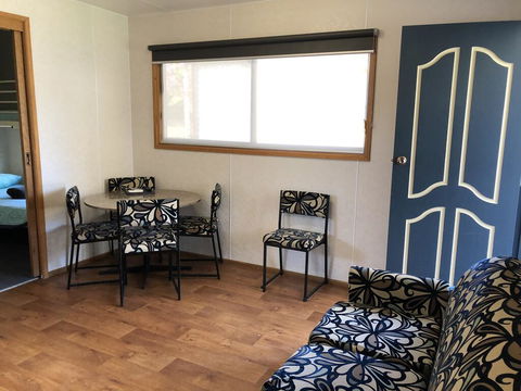 Acacia Caravan Park & Holiday Units - Accommodation Gold Coast 3
