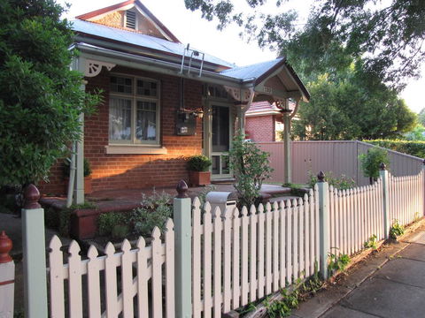 Acacia Cottage On Peel, Bathurst - Accommodation Gold Coast 1