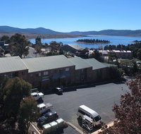 Acacia Snowy Motel - Accommodation Gold Coast