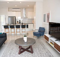 Acacia Villa - Gold Coast 4U